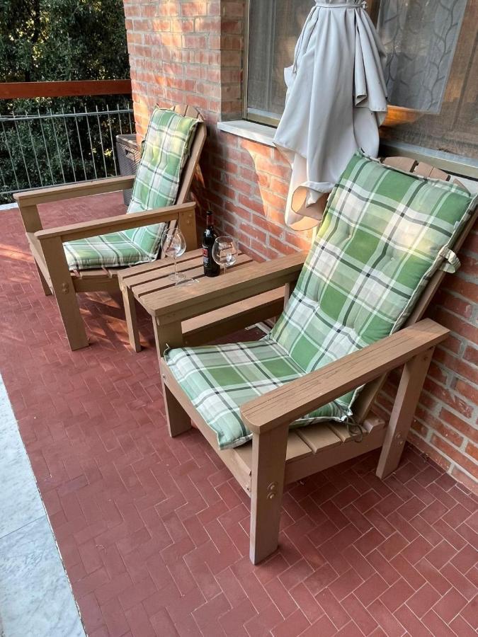Casa Alexander Lägenhet Marina di Massa Exteriör bild