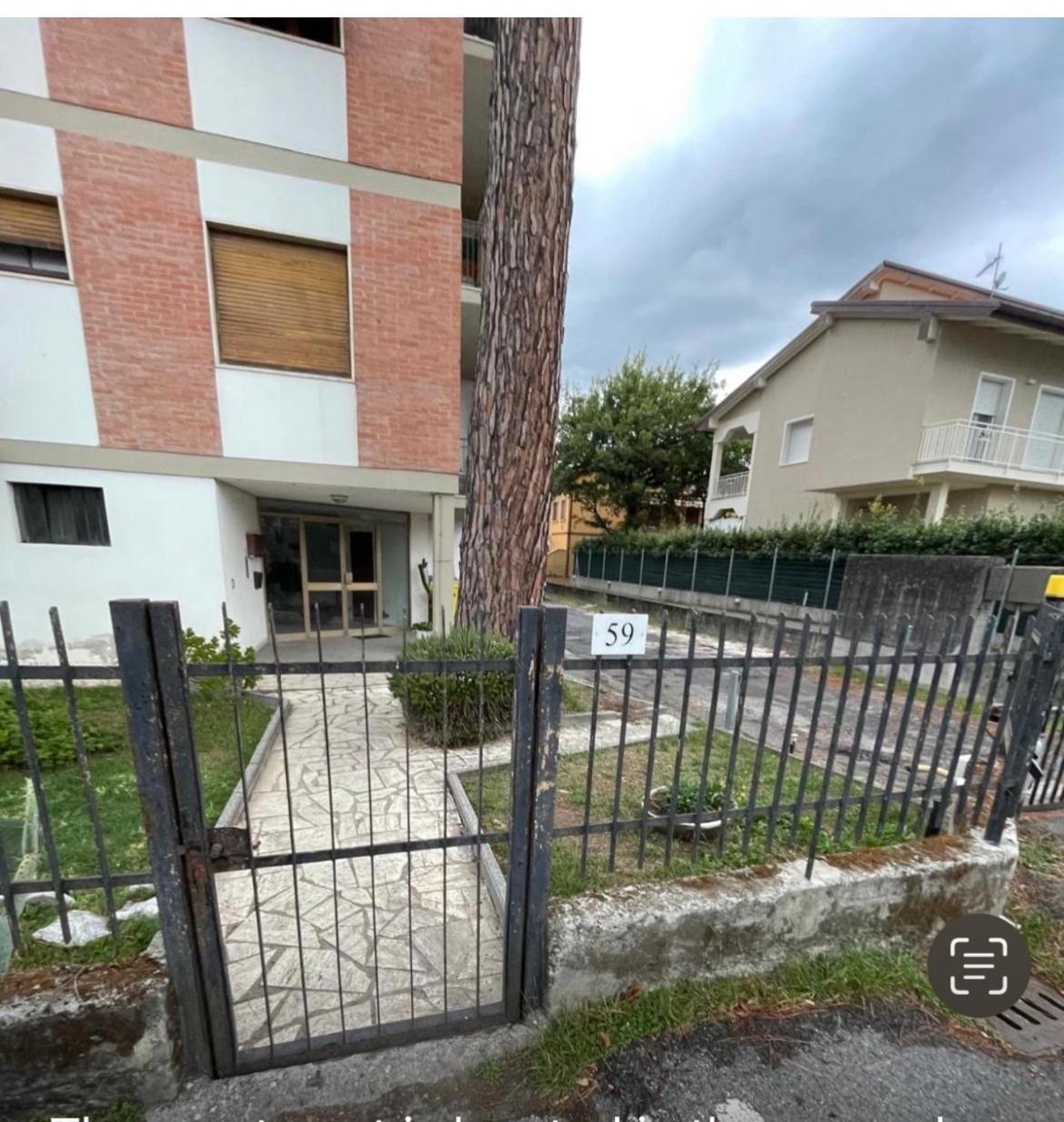 Casa Alexander Lägenhet Marina di Massa Exteriör bild